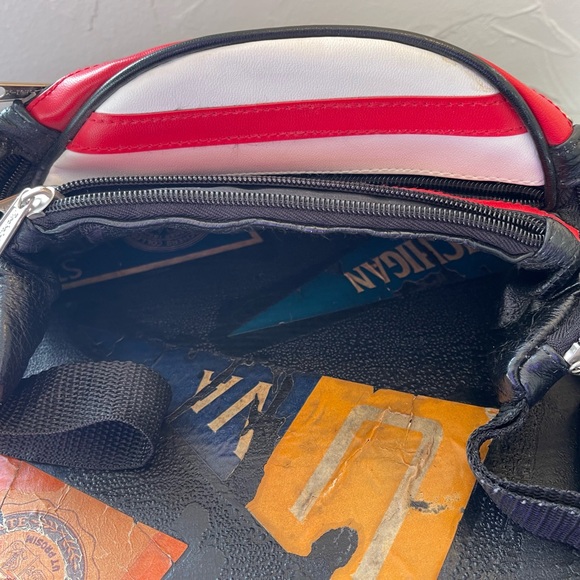 Vintage 1980s leather American Flag Fanny pack - Picture 3 of 4